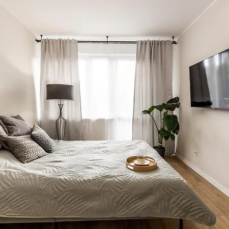 Cali/poznan, Urocze Winogrady Apartment *