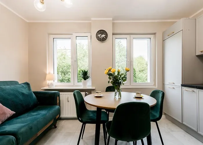 Cali/poznan, Urocze Winogrady Апартаменты Познань