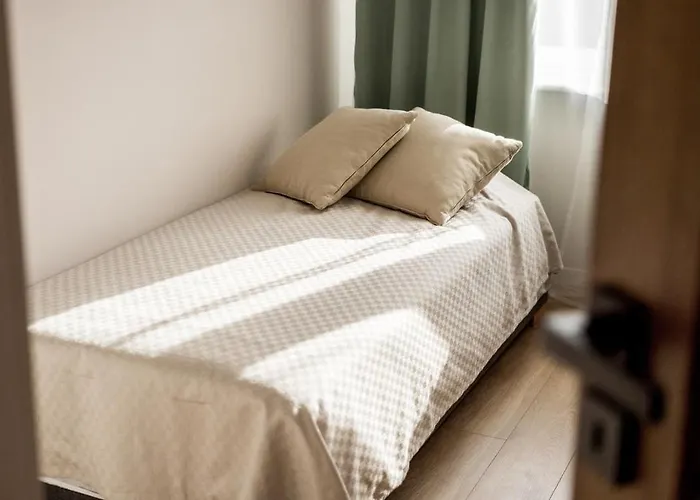 Cali/poznan, Urocze Winogrady Апартаменты *